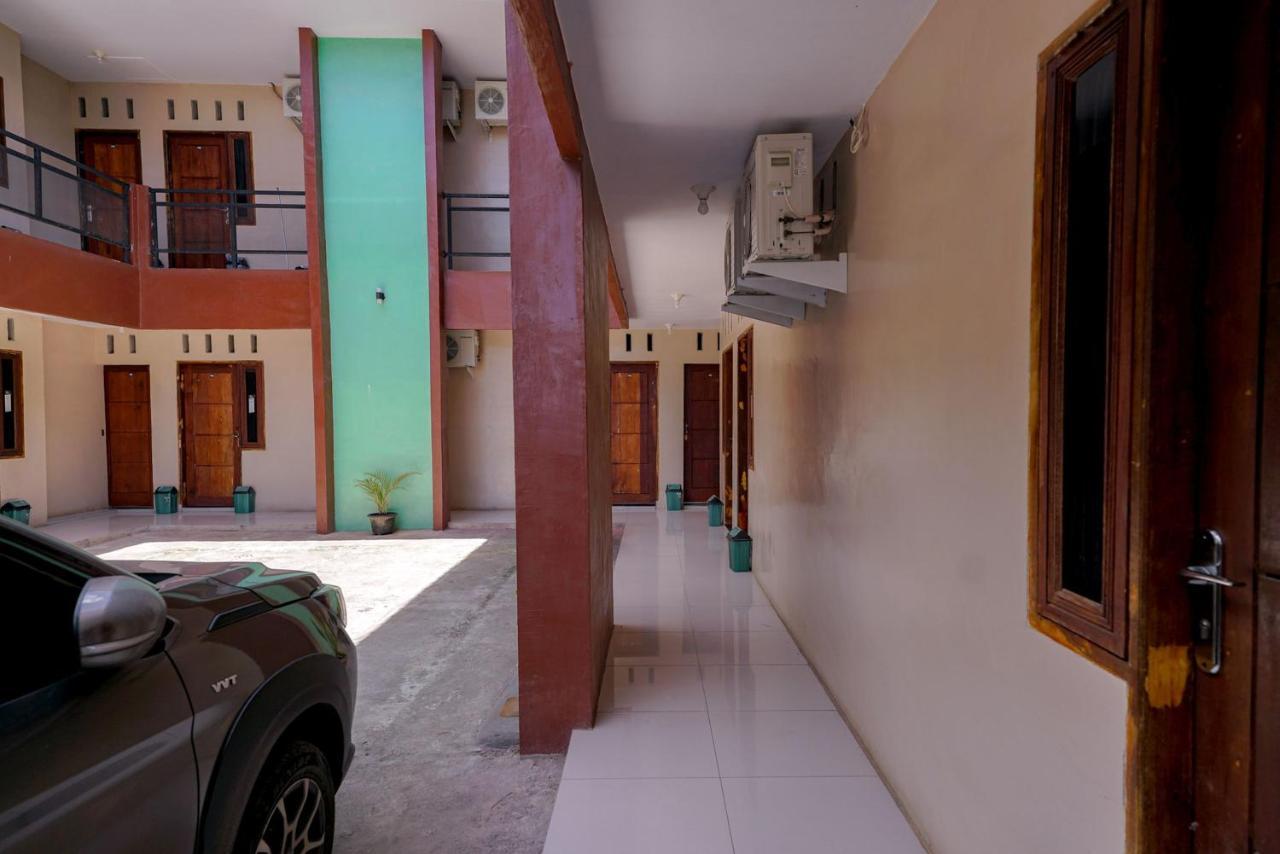 RedDoorz Syariah near Bukit Teletubbies Padangsidempuan Hotel Bagian luar foto